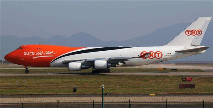君临国际防疫用品专线，可邮寄口罩、消毒液